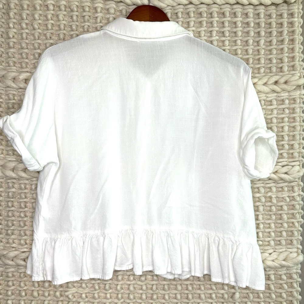 Newbury Kustom Linen Ruffle Button Down - Picture 3 of 5